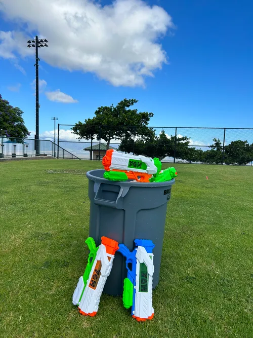 Water Gun War (Light Heavyweight - Oahu)