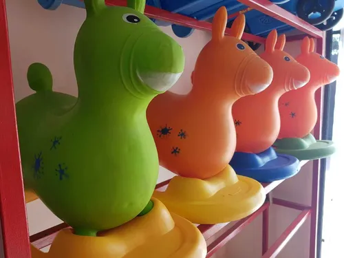 Caballito Pony con base mecedora (Venta usados)