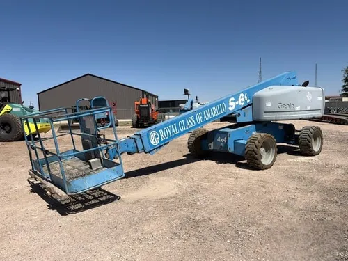 2015 Genie S-60 60ft Boom Lift