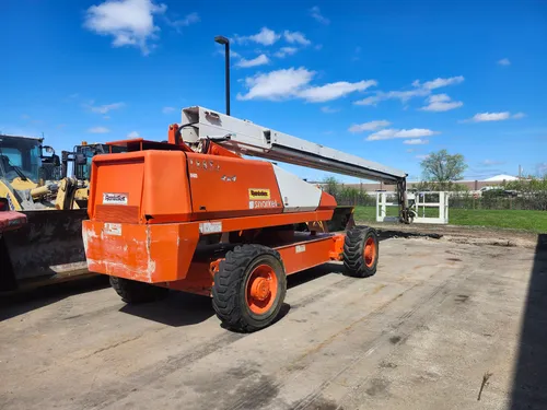Snorkel TB85j 85ft boom lift