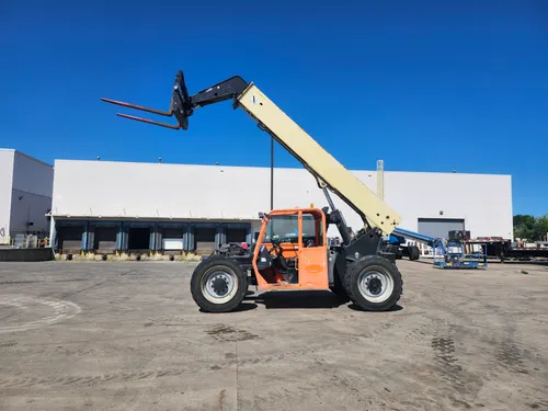JLG 943-22 9000lb 43ft Telehandler