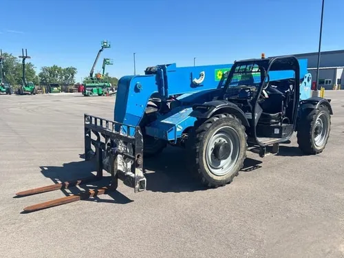 Genie GTH-844 8000lb Telehandler 