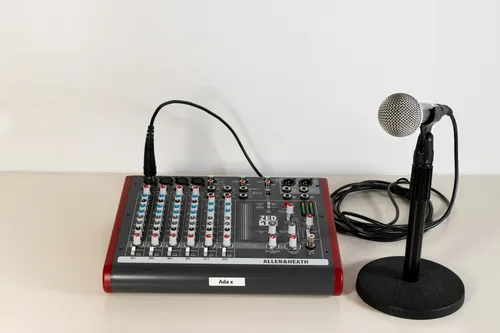 ZED 10 Mixer / Mixeur