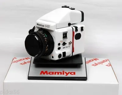 Mamiya 645 Pro Camera 