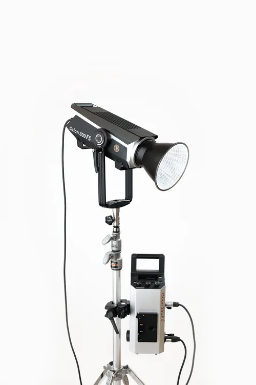 Prolycht Orion 300 FS