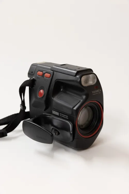 YASHICA SAMURAI X3.0 