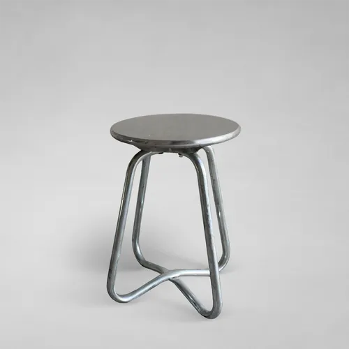 Tabouret en fonte par Habitat