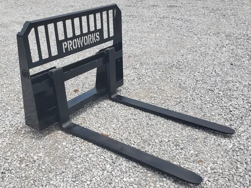 Skid steer pallet forks