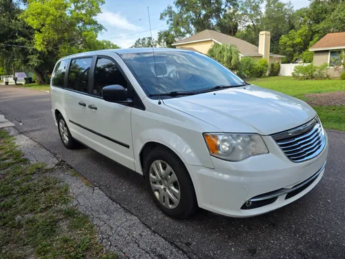 2016 Dodge Caravan White
