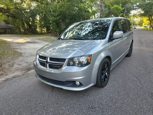 2019 Dodge Caravan Silver