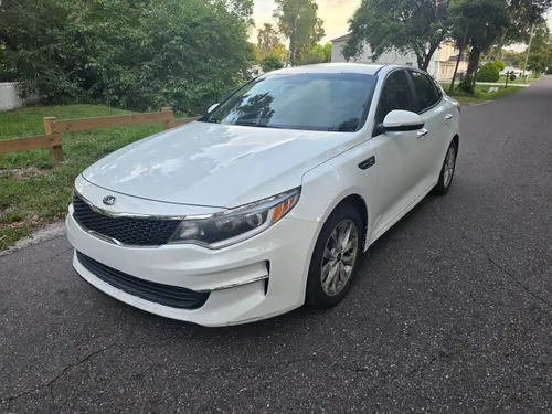 2018 Kia Optima WHITE