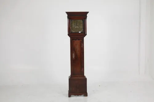 Redshaw Newcastle on oak clock