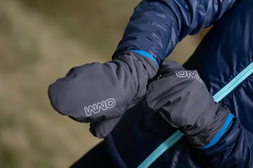 the OMM Kamleika Overmitt + Core Fleece Mitt 