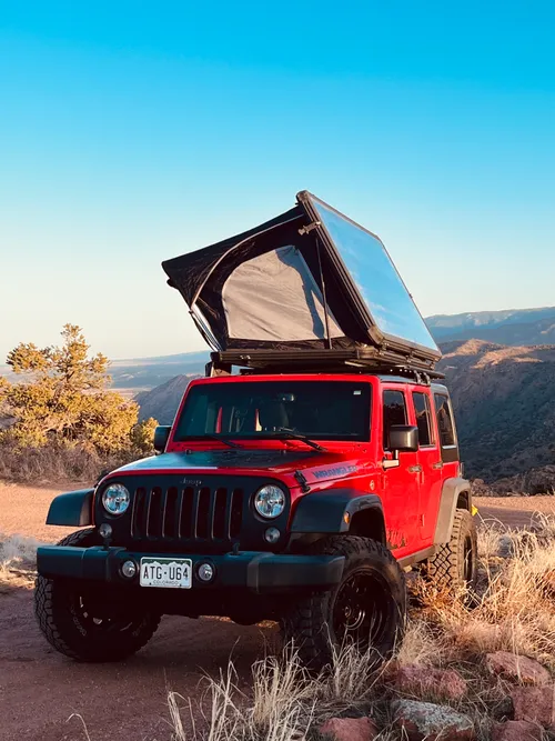 Overland Bundle - Jeep Wrangler & FreeSpirit Odyssey Tent