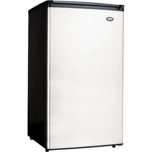 Sanyo: 3.7 Cu. Ft. Mini Fridge