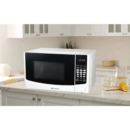 Emerson 1.1 Cu. Ft. Microwave