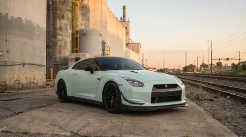 NISSAN GT-R R35 - 4 Hours - 50 miles included 