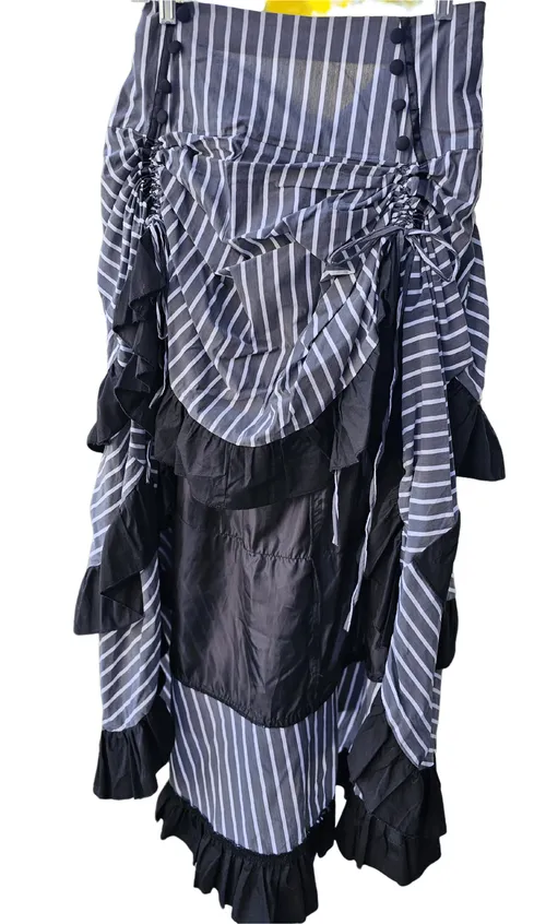 White & Black Saloon Girl Skirt