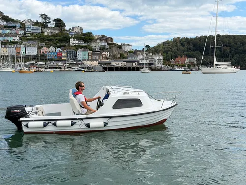 6 Seater Boat – Most Popular (Cabin Cruiser)