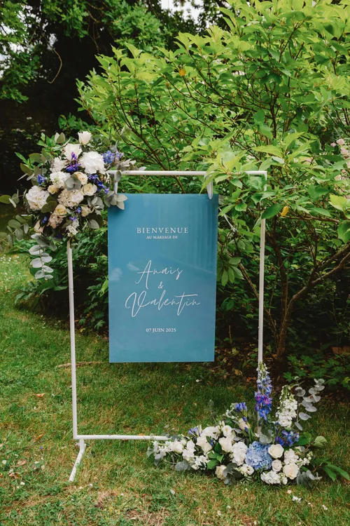 SUPPORT PORTANT DE BIENVENUE OU AUTRE blanc