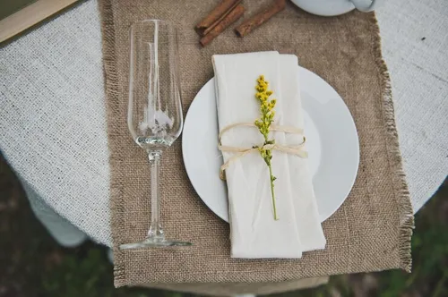Chemin de table éffilé