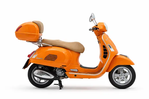 Vespa GTS 125cc Automatic with back trunk