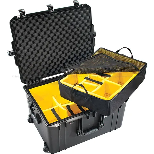 Pelican 1637 Air Case with Padded Dividers
