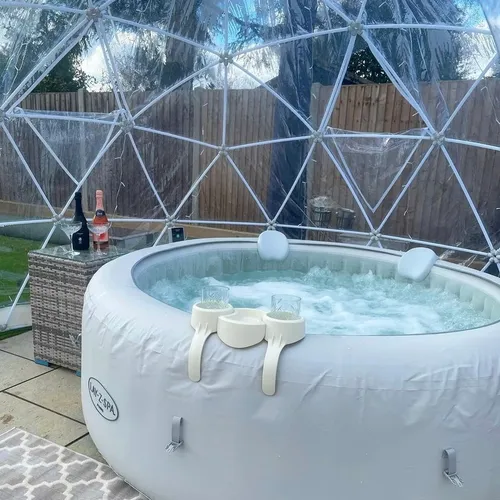 Lay-z Spa Milan + Dome