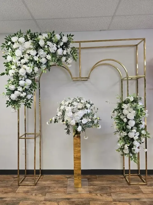 Eden Luxe Arch swag & 10 floral arrangements 