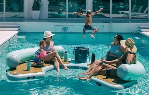 *NEW PRODUCT* Bote Hangout Dock