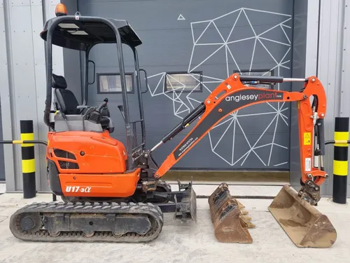 Mini Digger - 1.7 Tonne
