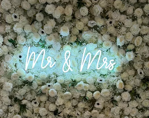 Mr & Mrs LED Sign 