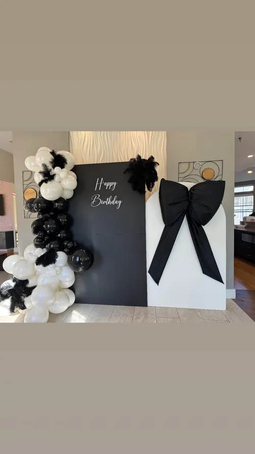 Elegant Black & White 