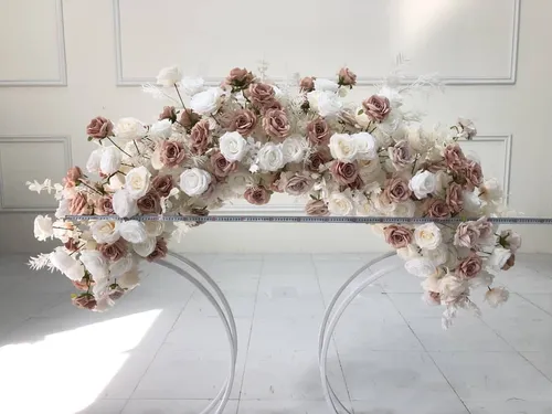 Mary Centerpiece 
