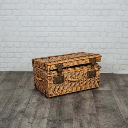 Coffre en osier