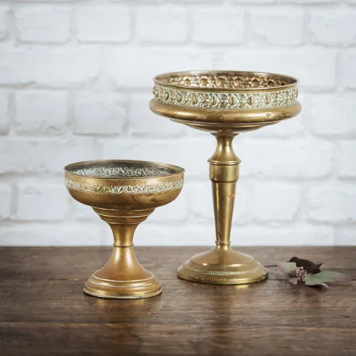 Coupe sur pied en laiton