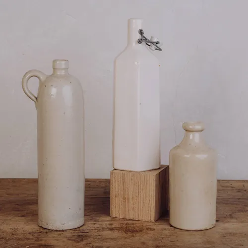 Bouteille en grès clair