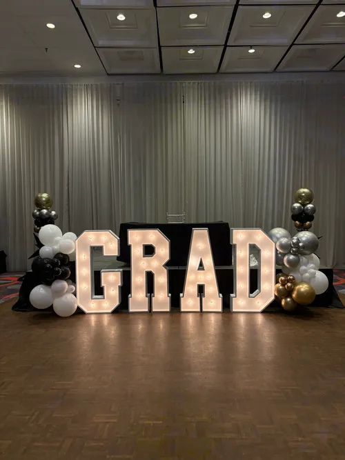 Lettres Illuminées GRAD