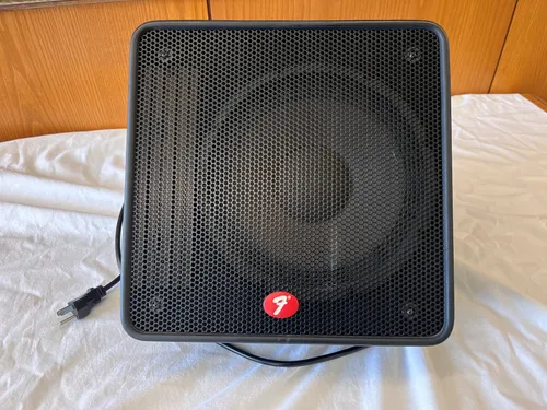 Portable Speaker (Fender)