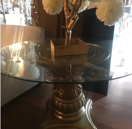 48 in Glass Round Table
