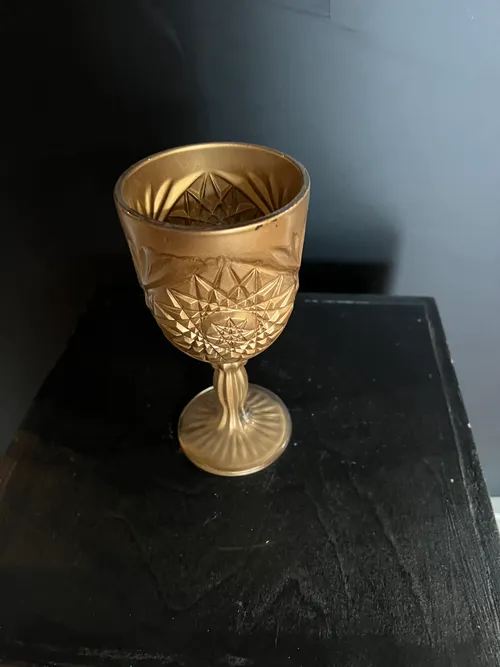 Gold Goblet 4in