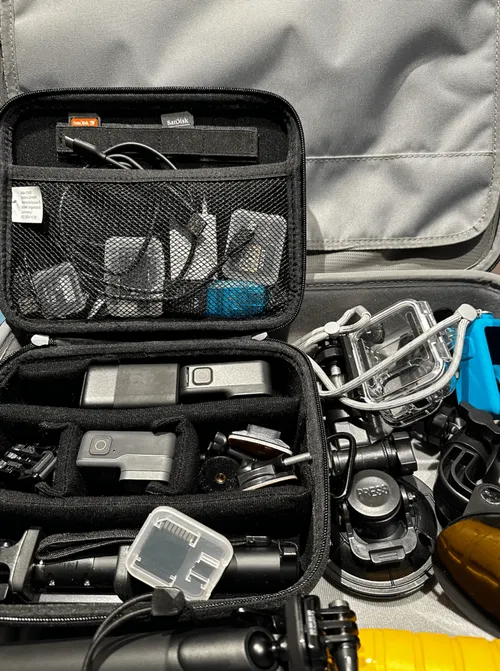 Go Pro camerakoffer met 3 go pro's & toebehoren