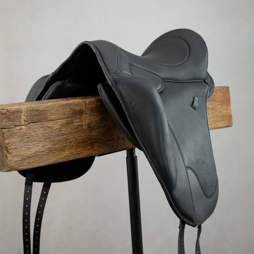 Miete Signum Dressur-PADDLE® inkl. Klettkissen, Steigbügel, Steigbügelriemen, Fitting System (Schwarz, Grösse 3)