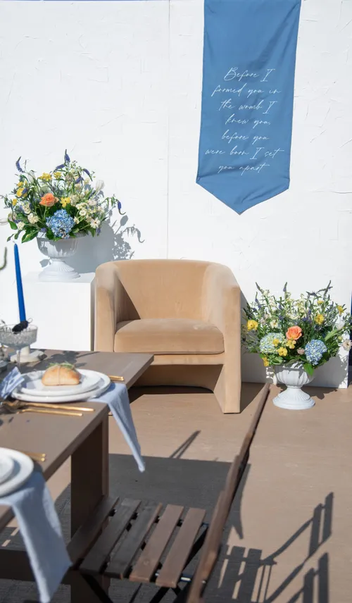 Small White Pedestal Stand