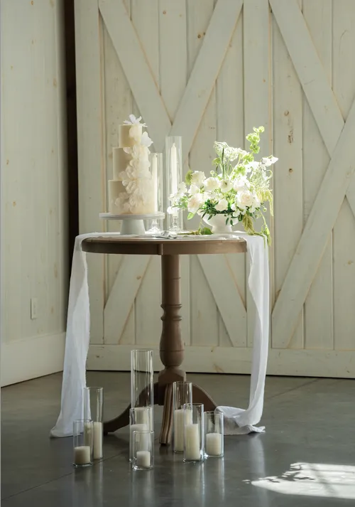 Natural Cake Table