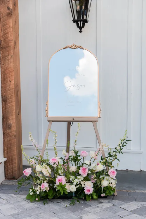 Natural Display Easel