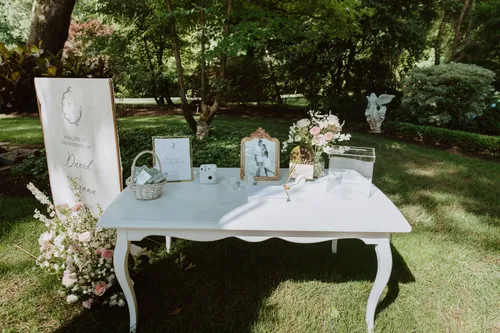 White Vintage Table