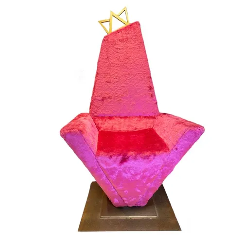 528 - Oversized - Chair - 37