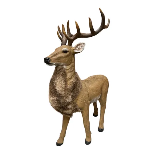 654 - Animals - Deer w Added Fur Trim - 57