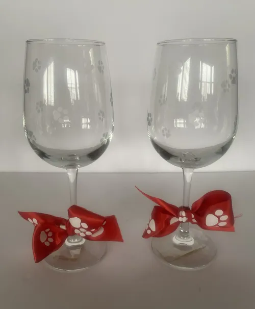 Paw Print Wine Glasses
